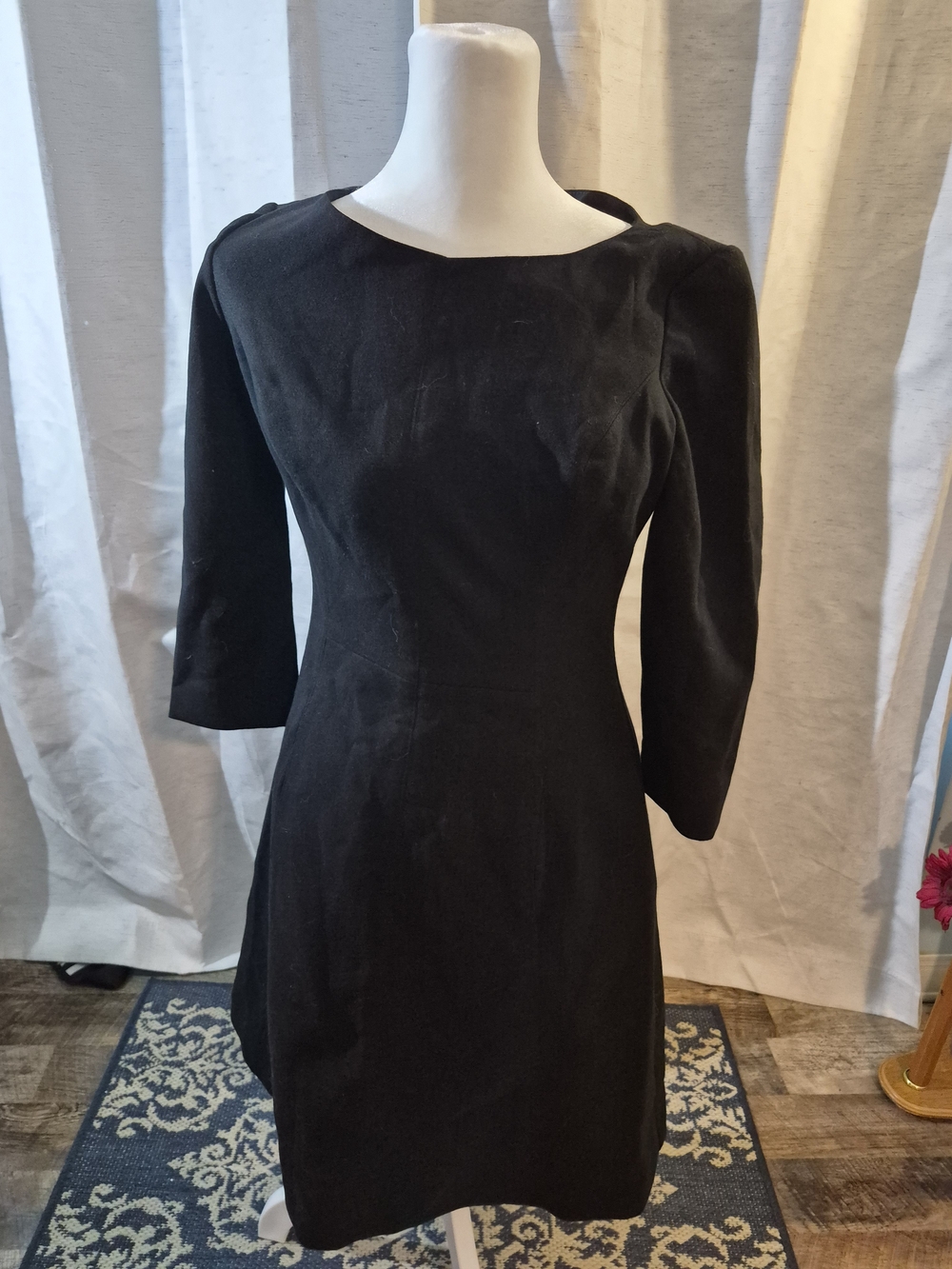 Vince Camuto Women's Black Sheath Dress Boat Neck 3/4 Sleeve Zip Back Size 2
